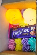 Bonding Package 1 – Yellow & White Chicken Cute Gift Box - Image 5