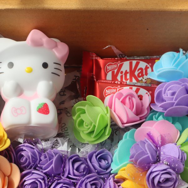 Hello Kitty Package – With Marble Heart Bracelet